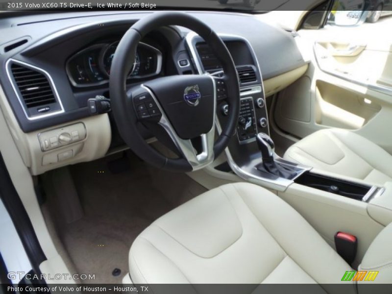 Ice White / Soft Beige 2015 Volvo XC60 T5 Drive-E