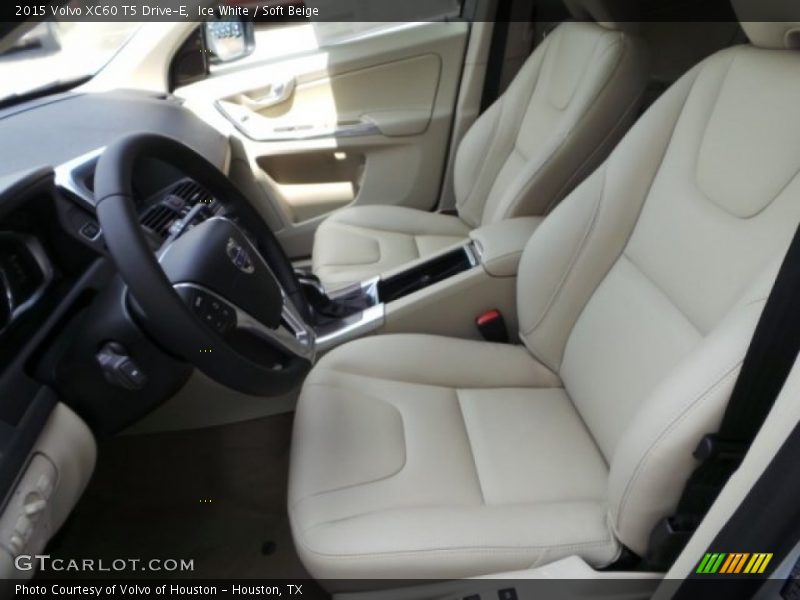 Ice White / Soft Beige 2015 Volvo XC60 T5 Drive-E
