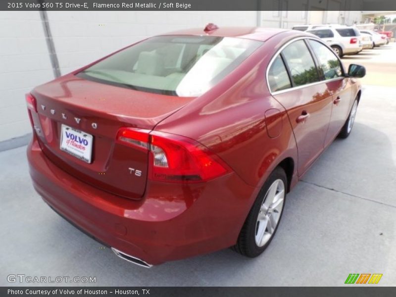 Flamenco Red Metallic / Soft Beige 2015 Volvo S60 T5 Drive-E