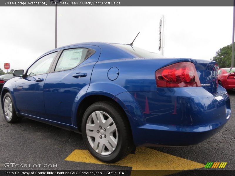 Blue Streak Pearl / Black/Light Frost Beige 2014 Dodge Avenger SE