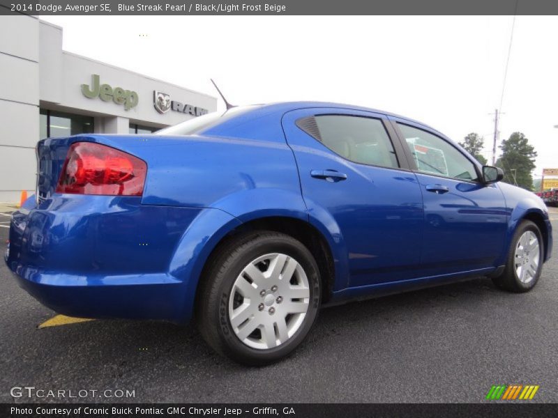Blue Streak Pearl / Black/Light Frost Beige 2014 Dodge Avenger SE