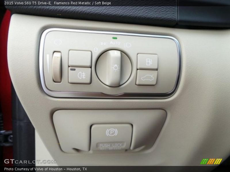 Flamenco Red Metallic / Soft Beige 2015 Volvo S60 T5 Drive-E