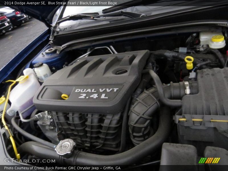 Blue Streak Pearl / Black/Light Frost Beige 2014 Dodge Avenger SE