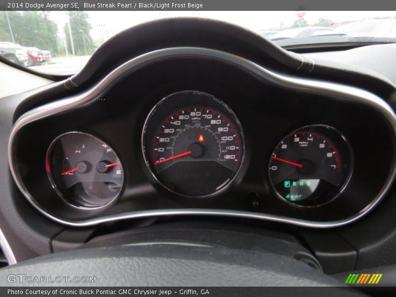 Blue Streak Pearl / Black/Light Frost Beige 2014 Dodge Avenger SE