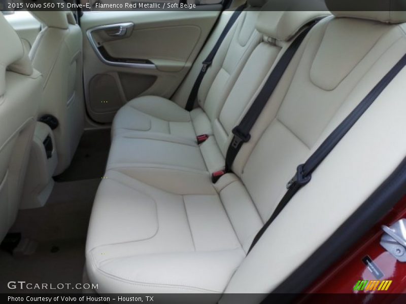 Flamenco Red Metallic / Soft Beige 2015 Volvo S60 T5 Drive-E