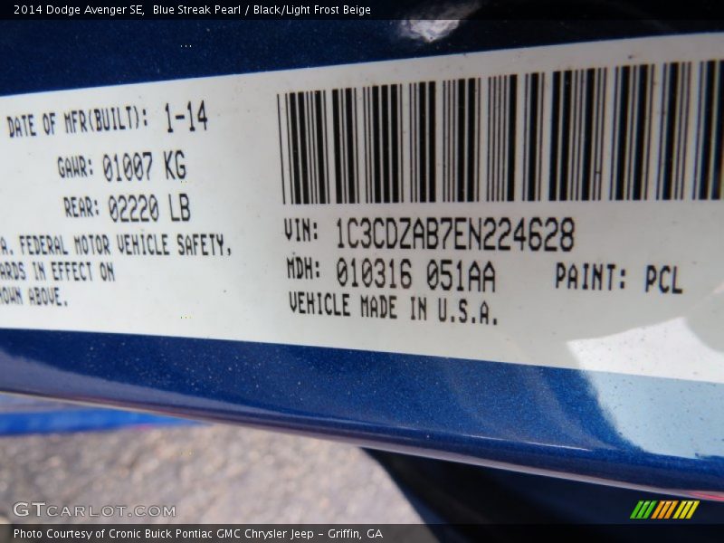 Blue Streak Pearl / Black/Light Frost Beige 2014 Dodge Avenger SE
