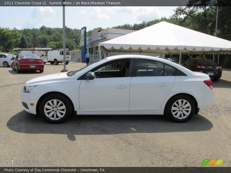 Summit White / Jet Black/Medium Titanium 2011 Chevrolet Cruze LS