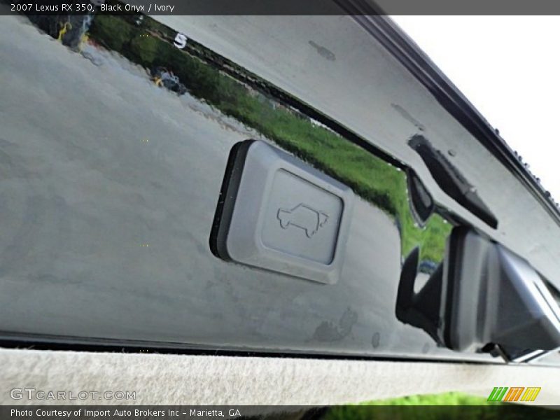 Black Onyx / Ivory 2007 Lexus RX 350
