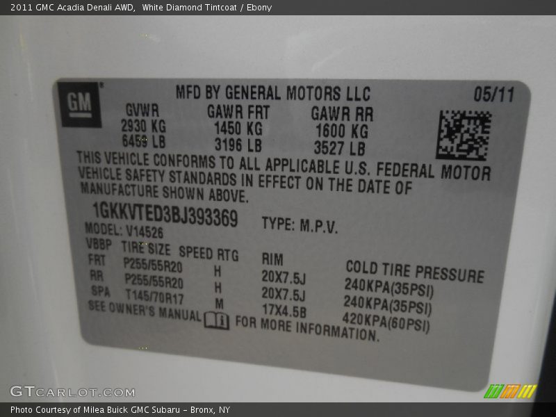 White Diamond Tintcoat / Ebony 2011 GMC Acadia Denali AWD