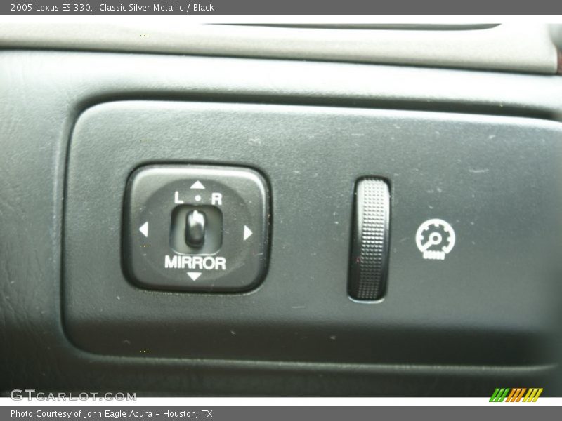 Classic Silver Metallic / Black 2005 Lexus ES 330