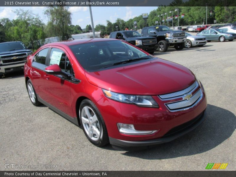 Front 3/4 View of 2015 Volt 