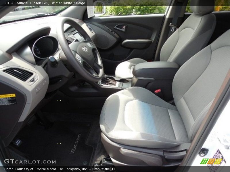 Winter White / Beige 2014 Hyundai Tucson GLS
