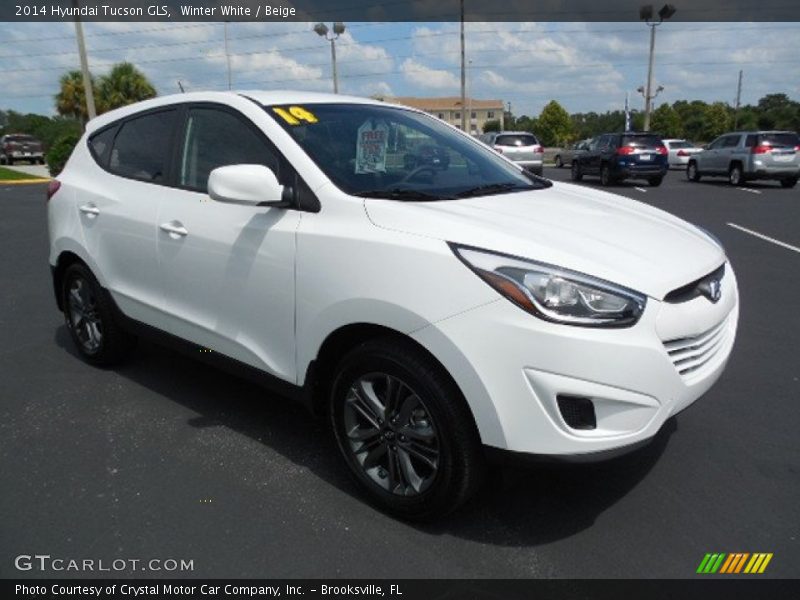 Winter White / Beige 2014 Hyundai Tucson GLS