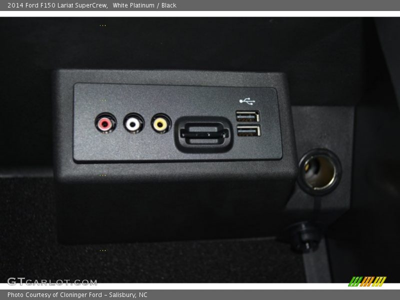 White Platinum / Black 2014 Ford F150 Lariat SuperCrew