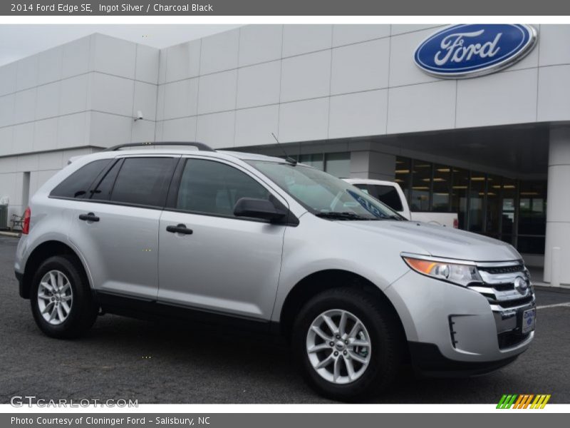 Ingot Silver / Charcoal Black 2014 Ford Edge SE