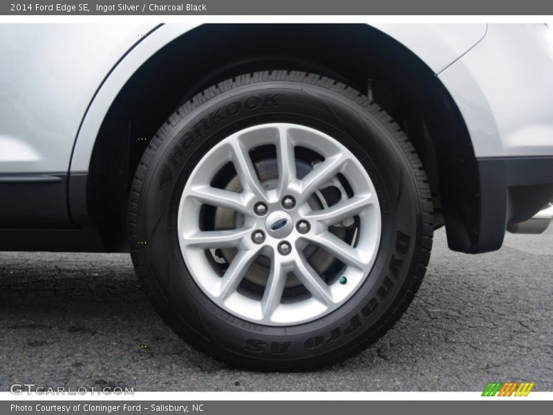 Ingot Silver / Charcoal Black 2014 Ford Edge SE