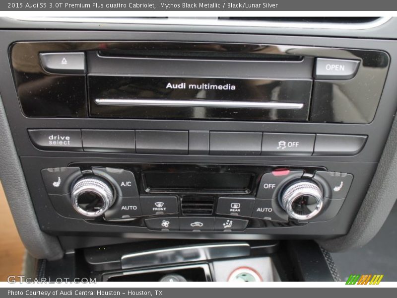 Audio System of 2015 S5 3.0T Premium Plus quattro Cabriolet