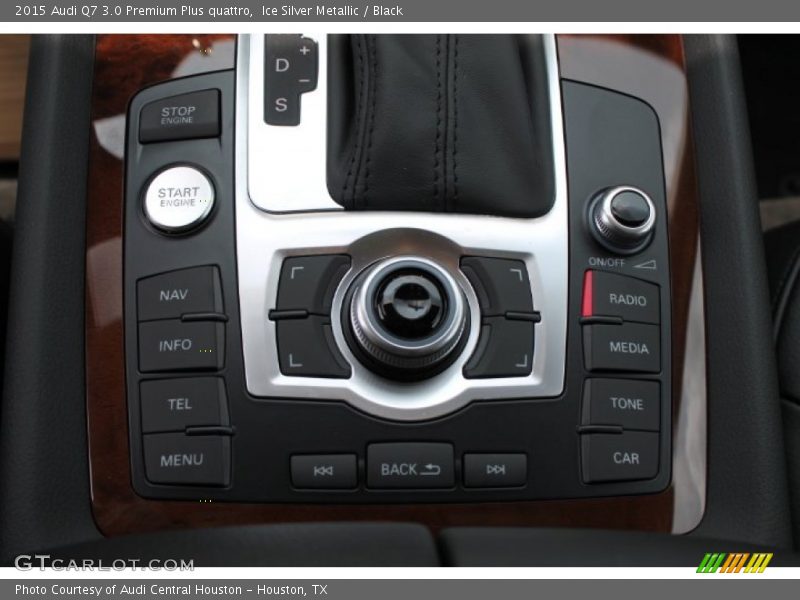 Ice Silver Metallic / Black 2015 Audi Q7 3.0 Premium Plus quattro
