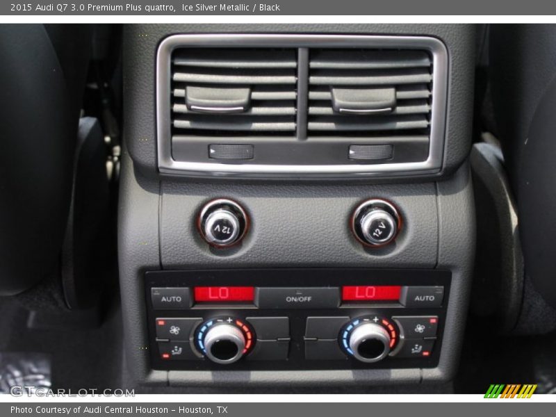 Ice Silver Metallic / Black 2015 Audi Q7 3.0 Premium Plus quattro