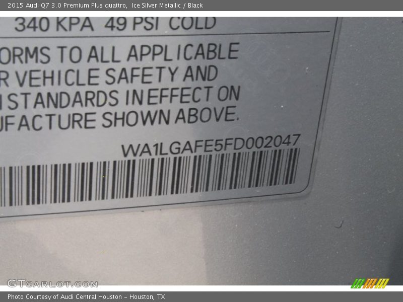 Ice Silver Metallic / Black 2015 Audi Q7 3.0 Premium Plus quattro