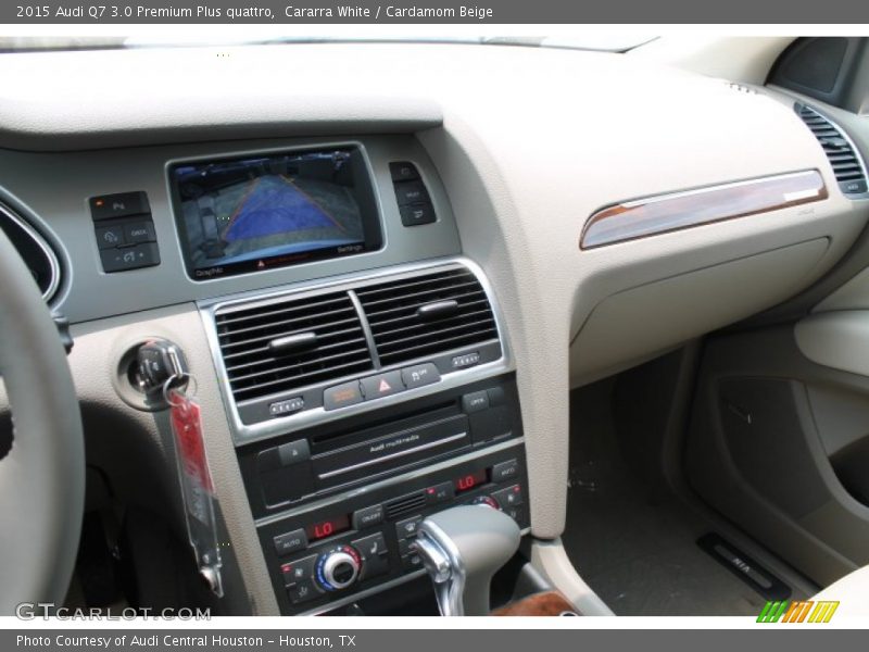Cararra White / Cardamom Beige 2015 Audi Q7 3.0 Premium Plus quattro