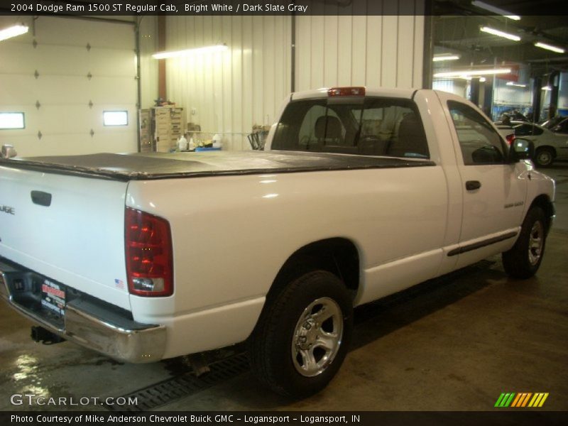 Bright White / Dark Slate Gray 2004 Dodge Ram 1500 ST Regular Cab