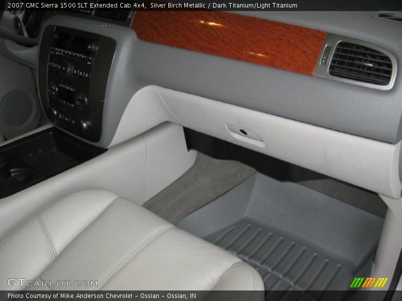 Silver Birch Metallic / Dark Titanium/Light Titanium 2007 GMC Sierra 1500 SLT Extended Cab 4x4