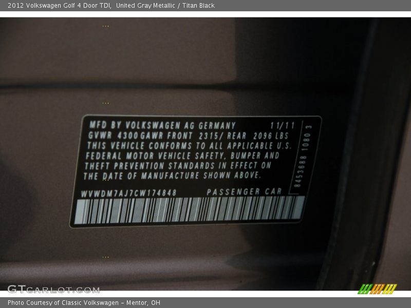 United Gray Metallic / Titan Black 2012 Volkswagen Golf 4 Door TDI