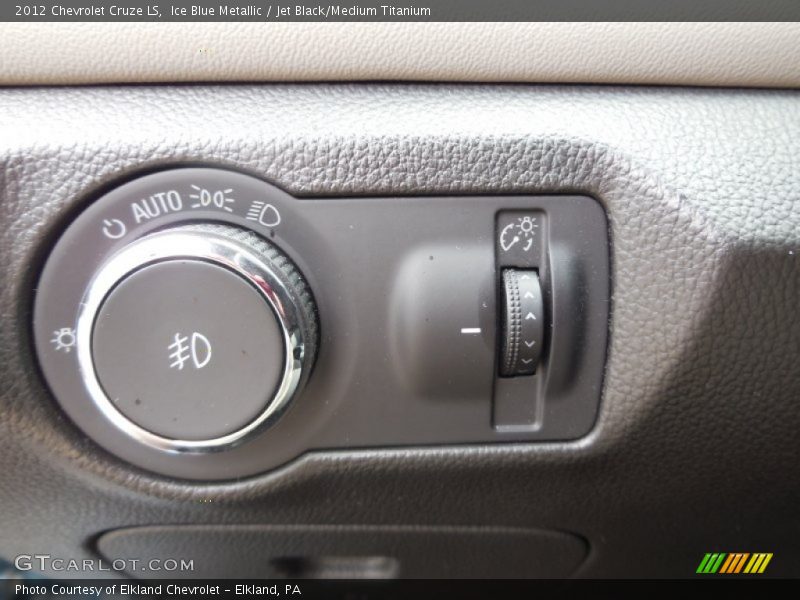 Ice Blue Metallic / Jet Black/Medium Titanium 2012 Chevrolet Cruze LS