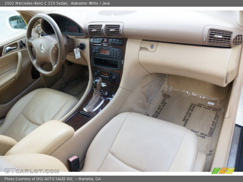 Dashboard of 2002 C 320 Sedan