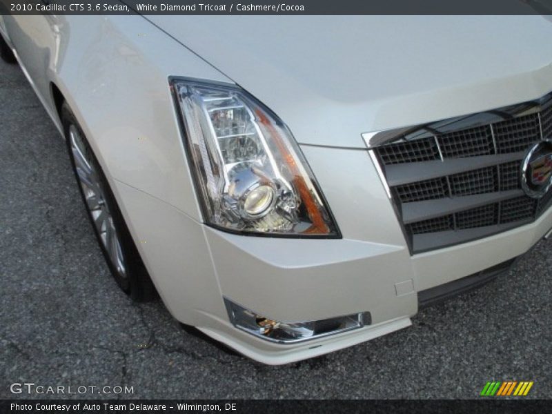 White Diamond Tricoat / Cashmere/Cocoa 2010 Cadillac CTS 3.6 Sedan