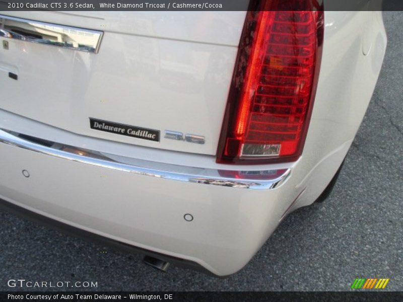 White Diamond Tricoat / Cashmere/Cocoa 2010 Cadillac CTS 3.6 Sedan