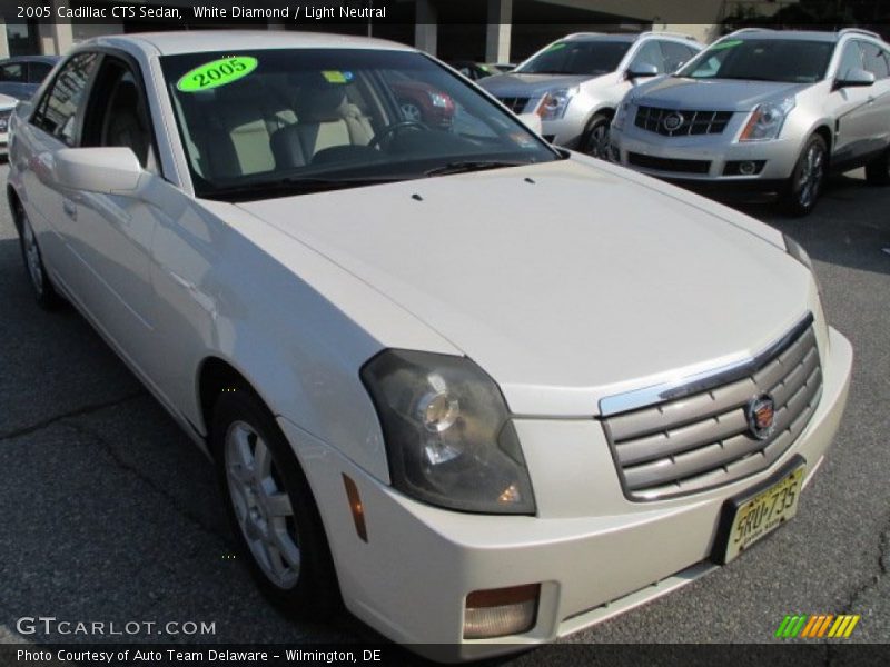 White Diamond / Light Neutral 2005 Cadillac CTS Sedan