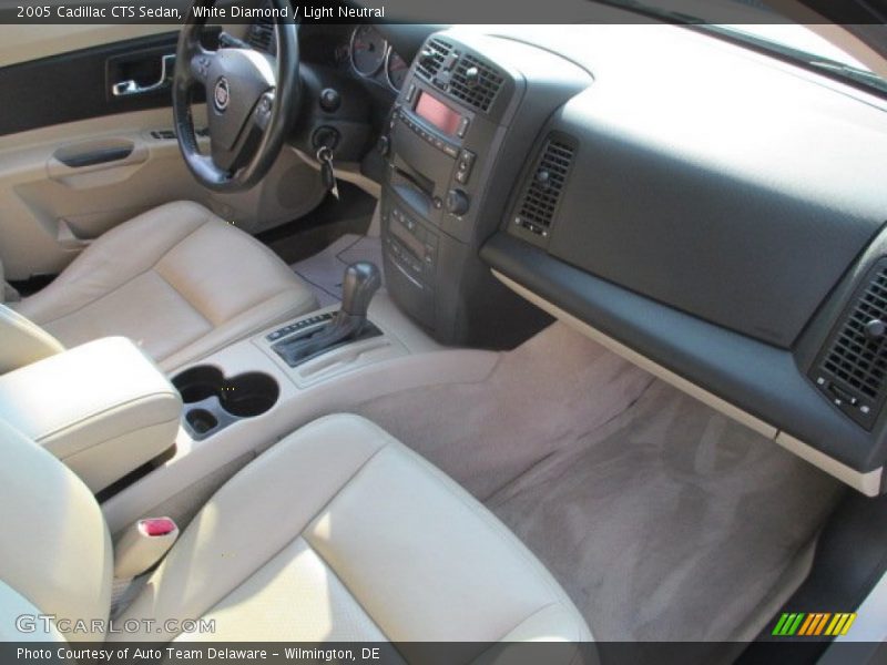White Diamond / Light Neutral 2005 Cadillac CTS Sedan