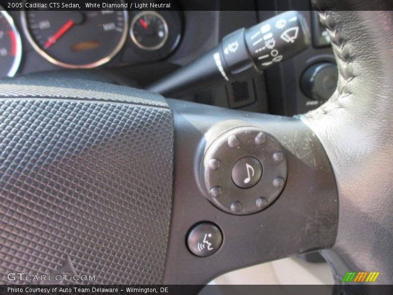 White Diamond / Light Neutral 2005 Cadillac CTS Sedan