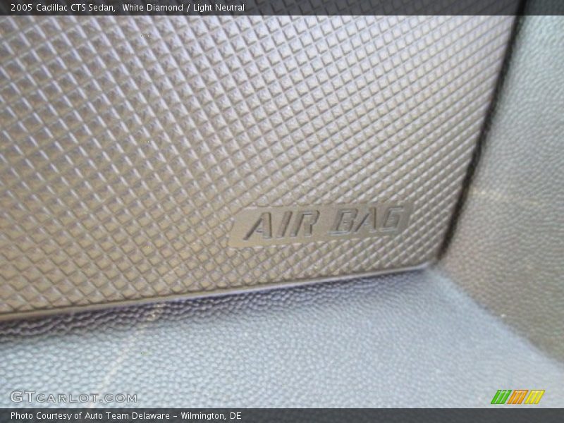 White Diamond / Light Neutral 2005 Cadillac CTS Sedan