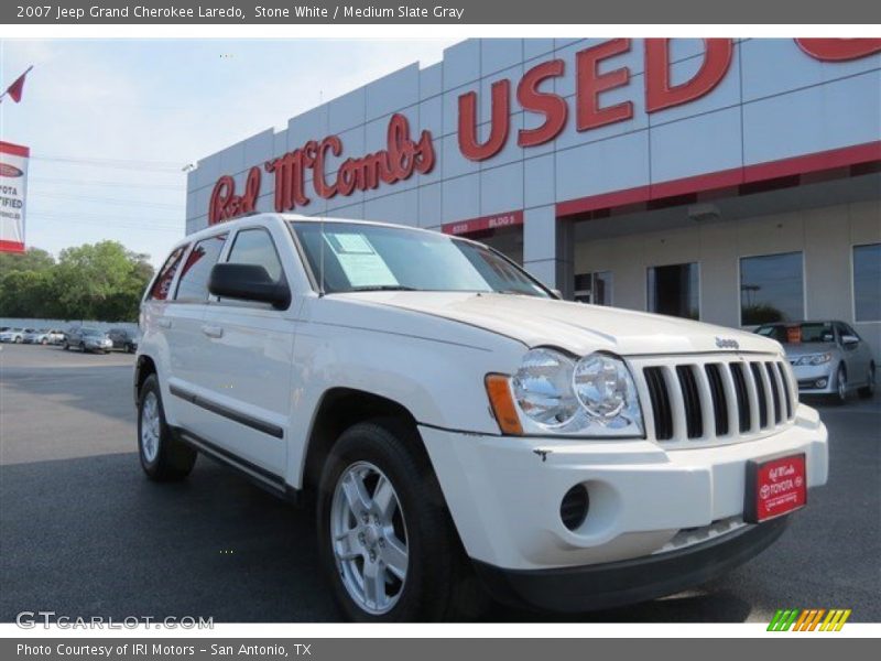 Stone White / Medium Slate Gray 2007 Jeep Grand Cherokee Laredo