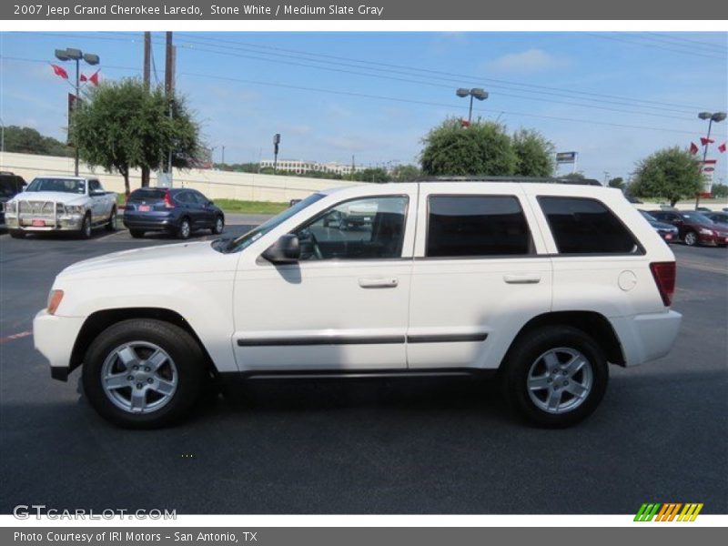 Stone White / Medium Slate Gray 2007 Jeep Grand Cherokee Laredo