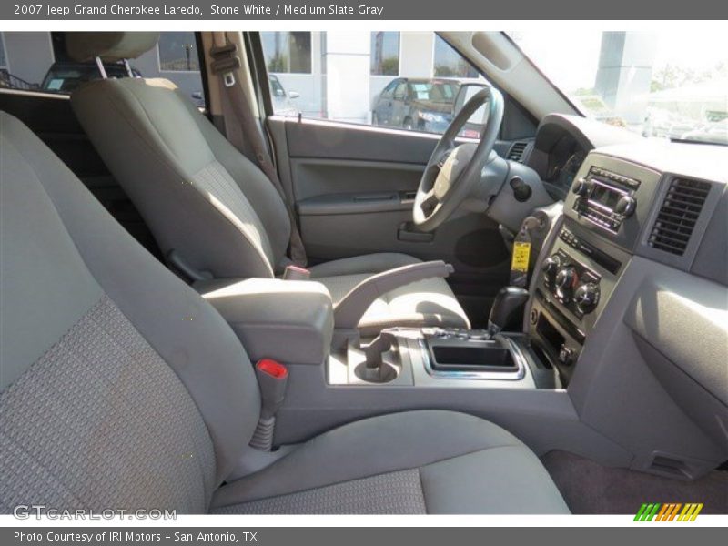 Stone White / Medium Slate Gray 2007 Jeep Grand Cherokee Laredo