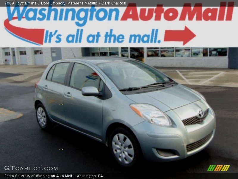 Meteorite Metallic / Dark Charcoal 2009 Toyota Yaris 5 Door Liftback
