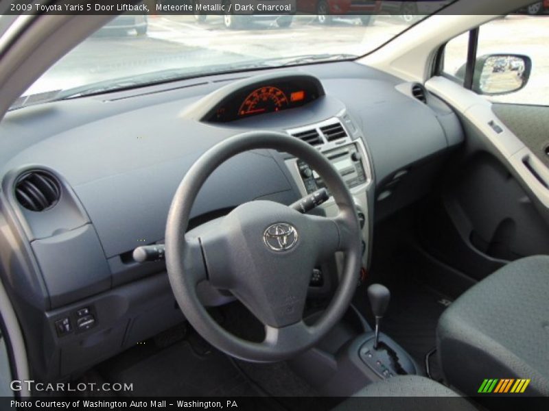 Meteorite Metallic / Dark Charcoal 2009 Toyota Yaris 5 Door Liftback
