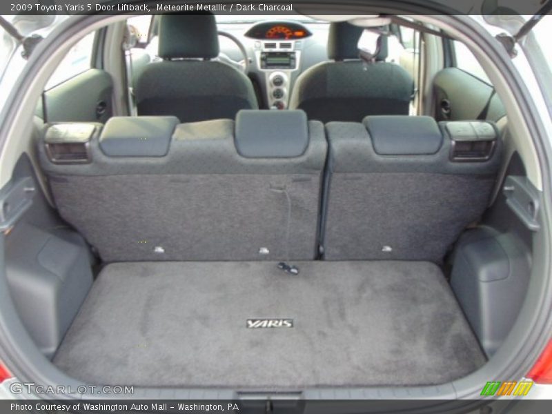 Meteorite Metallic / Dark Charcoal 2009 Toyota Yaris 5 Door Liftback