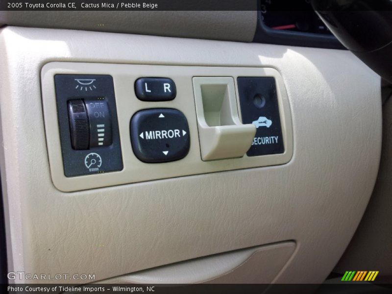 Cactus Mica / Pebble Beige 2005 Toyota Corolla CE