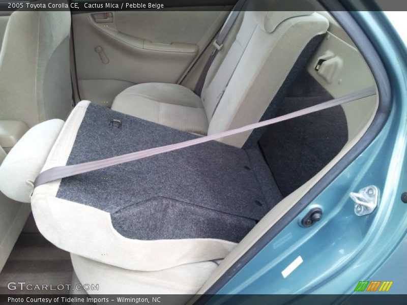 Cactus Mica / Pebble Beige 2005 Toyota Corolla CE