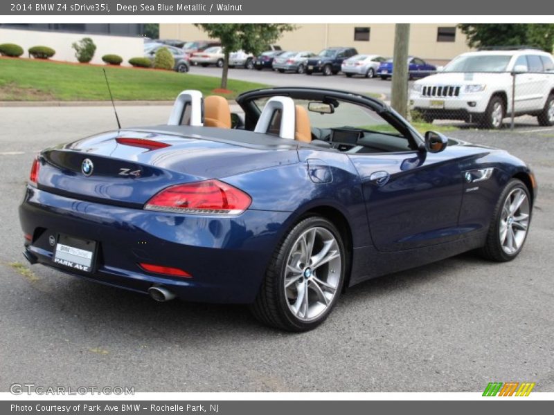 Deep Sea Blue Metallic / Walnut 2014 BMW Z4 sDrive35i