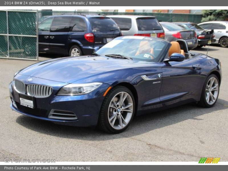 Deep Sea Blue Metallic / Walnut 2014 BMW Z4 sDrive35i