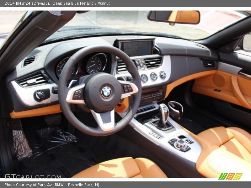  2014 Z4 sDrive35i Walnut Interior