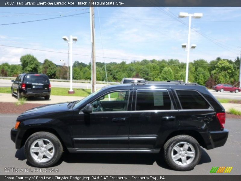 Black / Medium Slate Gray 2007 Jeep Grand Cherokee Laredo 4x4