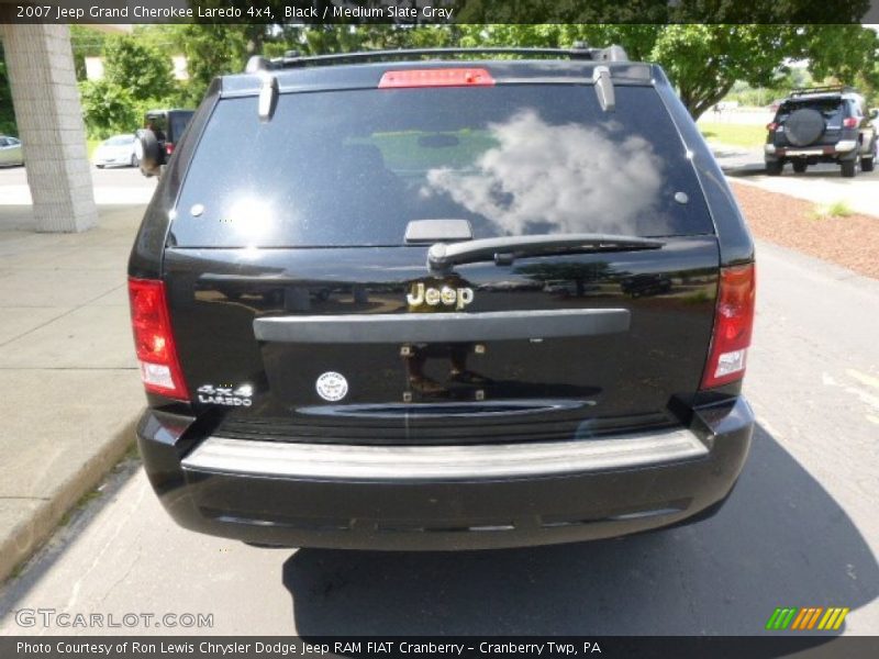 Black / Medium Slate Gray 2007 Jeep Grand Cherokee Laredo 4x4