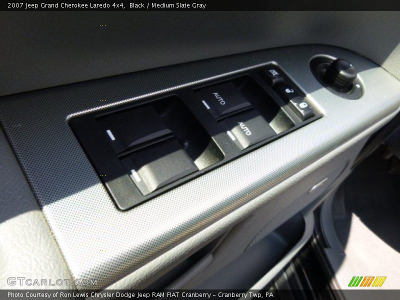 Black / Medium Slate Gray 2007 Jeep Grand Cherokee Laredo 4x4